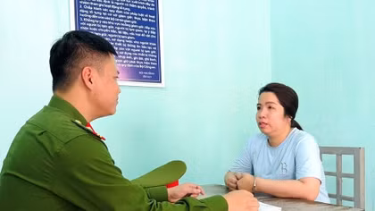 Đối tượng Trần Tiễn Như Nghi tại cơ quan Công an.