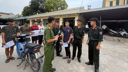 Cảnh sát cơ động kịp thời ngăn chặn vụ hỗn chiến, bắt giữ 14 đối tượng