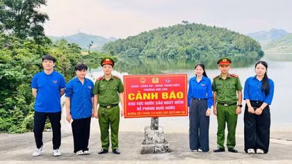 Công an Thanh Hóa ngăn ngừa tai nạn đuối nước cho trẻ em dịp hè