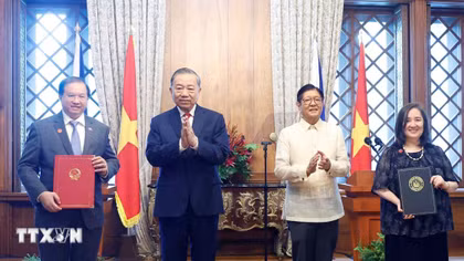 Việt Nam-Philippines nâng cấp quan hệ Đối tác Chiến lược tăng cường