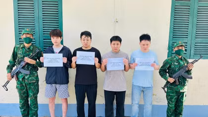 Triệt phá đường dây tổ chức môi giới nhập cảnh “chui”