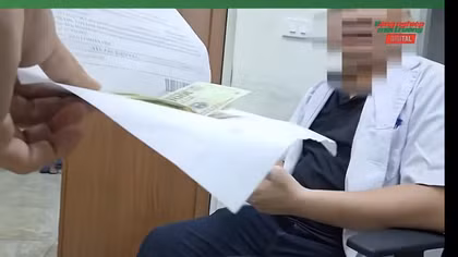 Bộ Y tế chỉ đạo làm rõ thông tin "muốn xạ trị nhanh, kẹp tiền vào sổ" ở Bệnh viện E