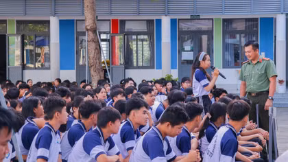 Cục Cảnh sát hình sự tuyên truyền phòng, chống vi phạm pháp luật trong trường học