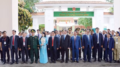 Khai trương cặp Cửa khẩu quốc tế đường bộ Khánh Bình – Chrey Thom