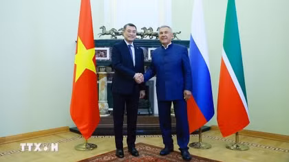 Thủ tướng Chính phủ Lê Minh Hưng gặp Người đứng đầu Cộng hoà Tatarstan