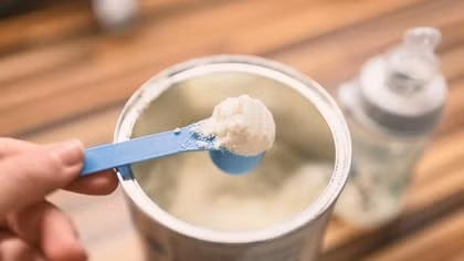 Cảnh báo thu hồi sữa nghi ngộ độc Botulinum