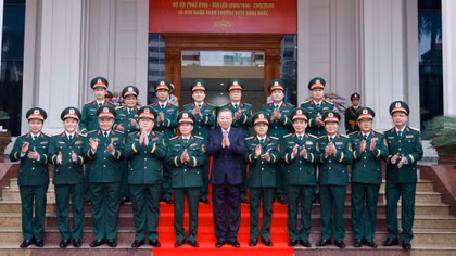 Tổng Bí thư, Chủ tịch nước: Xây dựng thế trận Pháo binh-Tên lửa trong nền quốc phòng toàn dân