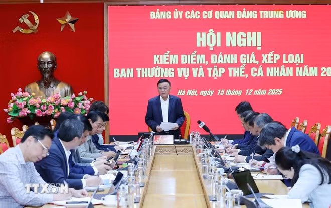 Quang cảnh hội nghị kiểm điểm, đánh giá, xếp loại Ban Thường vụ và tập thể, cá nhân năm 2025 của Đảng ủy các cơ quan Đảng Trung ương. (Ảnh: Phương Hoa/TTXVN)