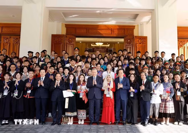 Tổng Bí thư: Công tác dân tộc là nhiệm vụ của cả hệ thống chính trị -0