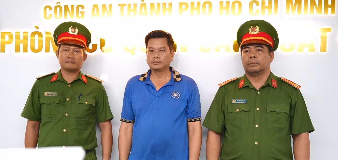 Đối tượng Nguyễn Văn Đỏ sống chủ yếu tại Campuchia, là kẻ cầm đầu đường dây.