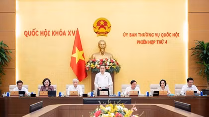 Cho ý kiến 39 nội dung để chuẩn bị kỳ họp Quốc hội không thường lệ