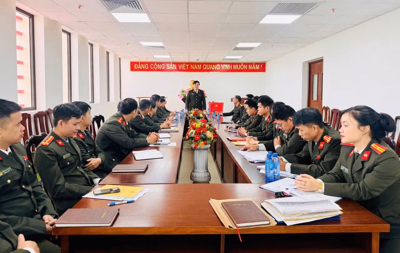 11-dai-ta-chung-anm.jpg