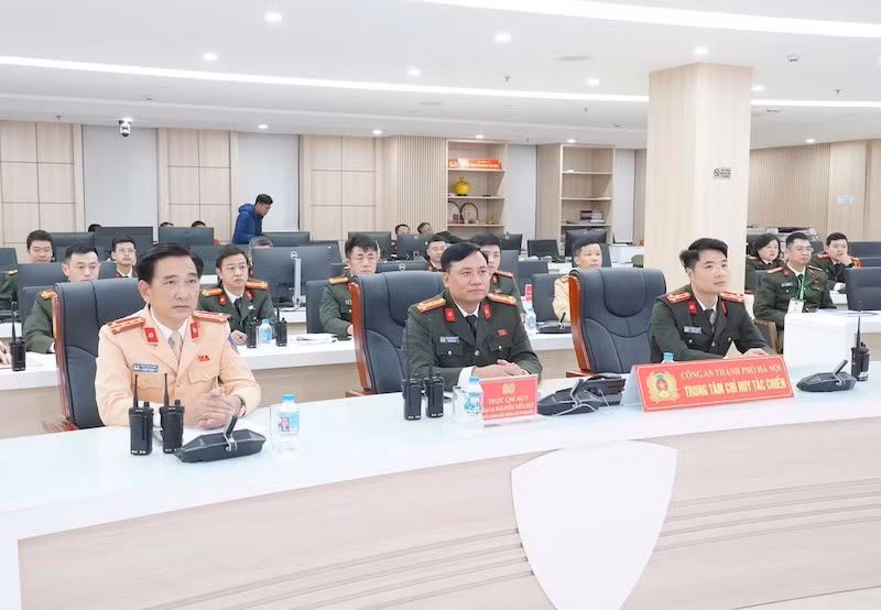 Đêm trắng tại nơi tuyến đầu kết nối, điều hành bảo vệ tuyệt đối an ninh, an toàn Đại hội XIV của Đảng -0