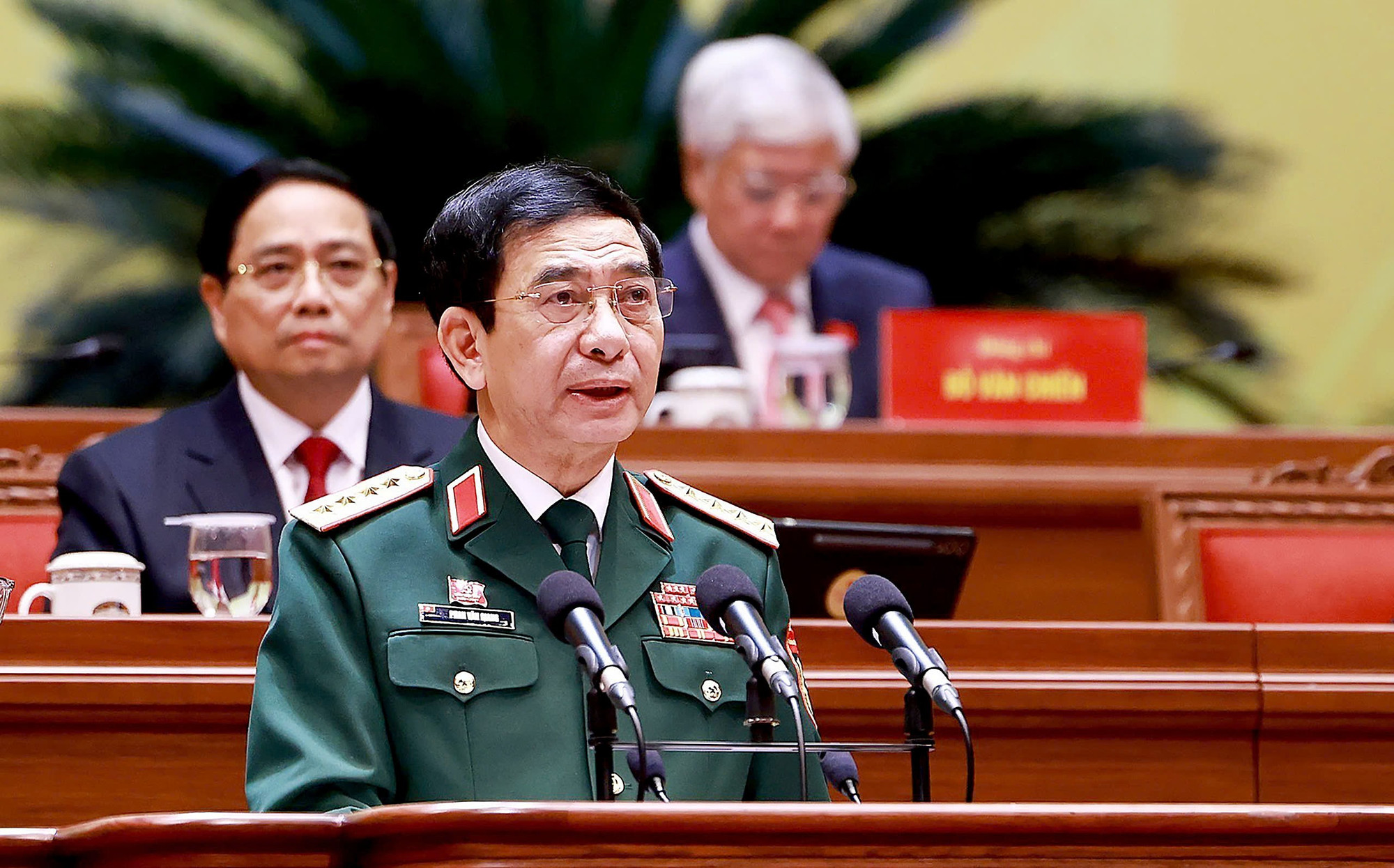 z7453949763995_06fbf4800f5cf28bda29b454287712ea.jpg -0