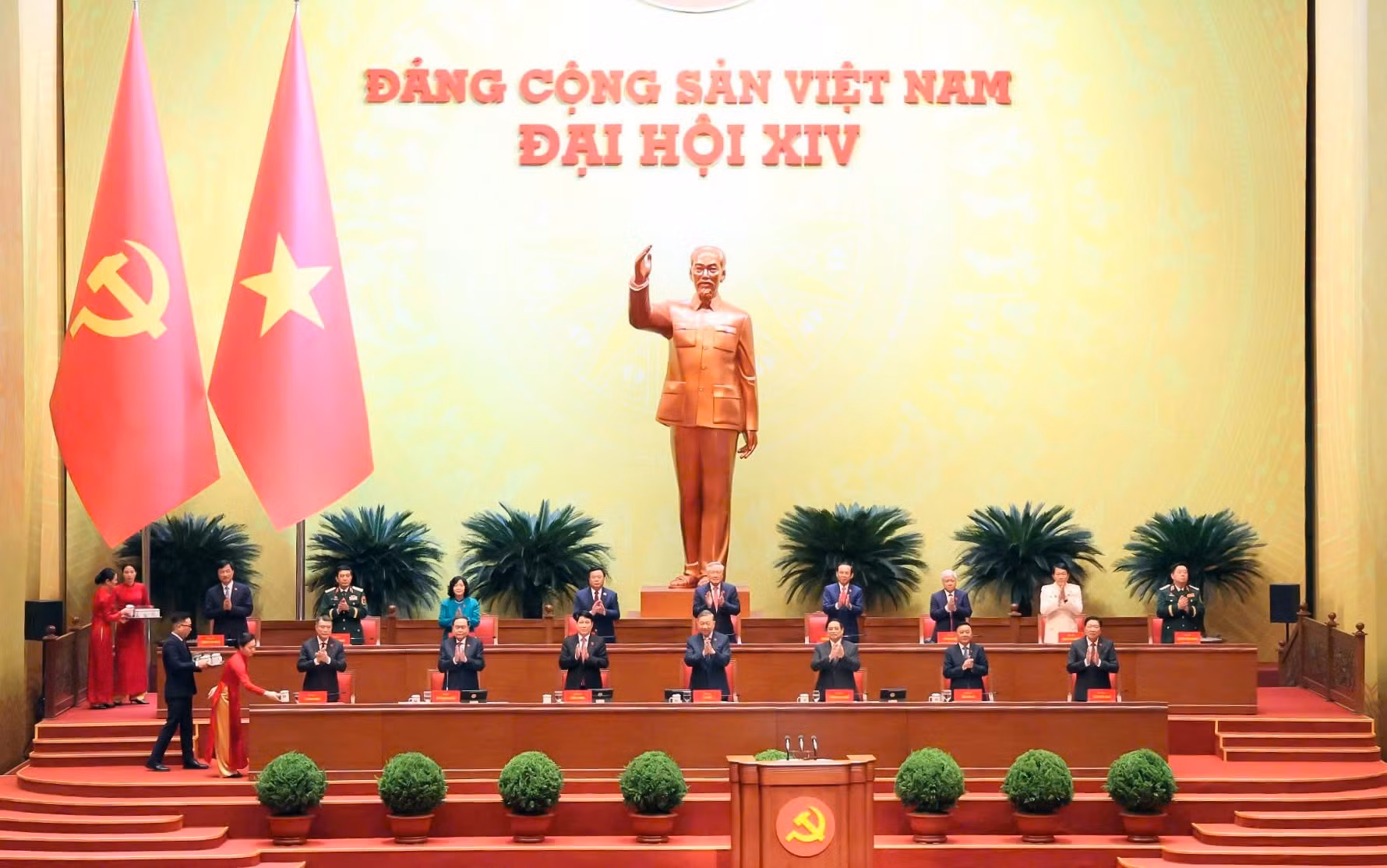 Đoàn Chủ tịch Đại hội XIV của Đảng gồm 16 đồng chí -0