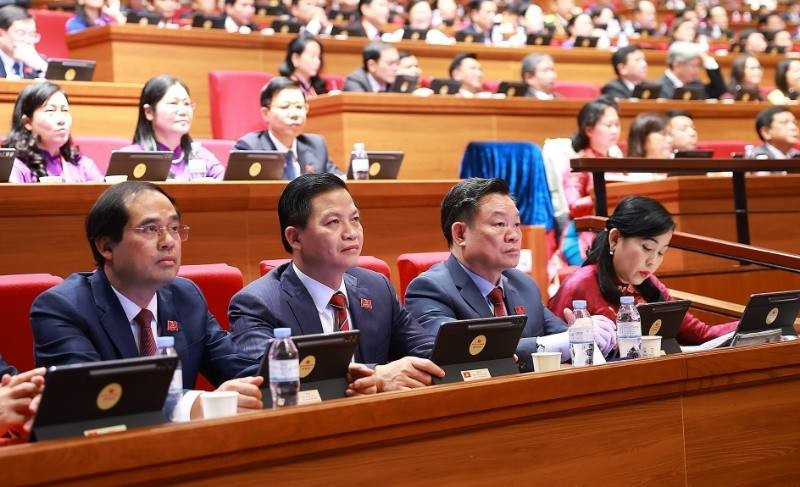 Lý luận về đường lối Đổi mới là ngọn đuốc soi đường lập nên những kỳ tích phát triển -2