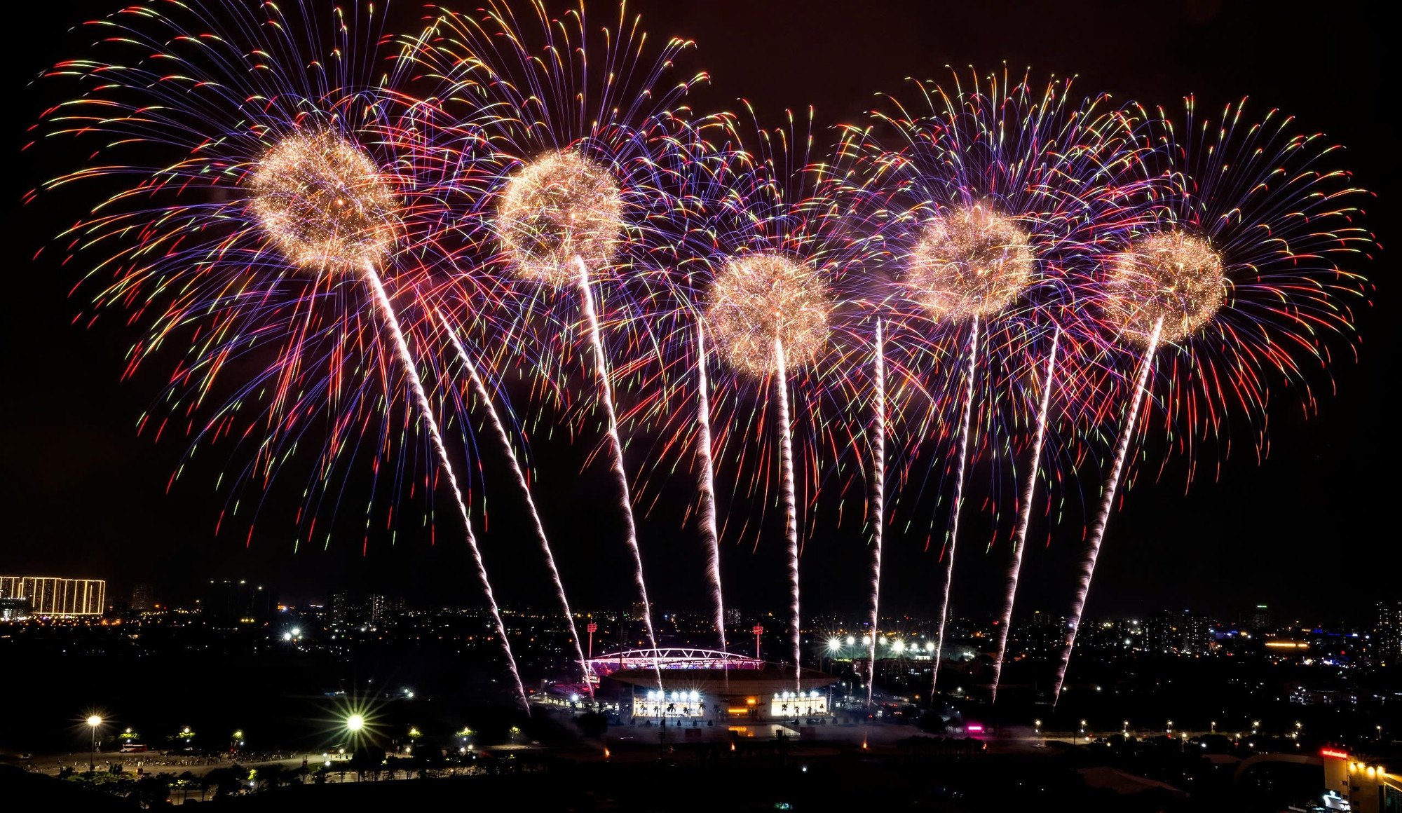 Hà Nội tổng duyệt bắn pháo hoa hỏa thuật chào mừng Đại hội Đảng -3