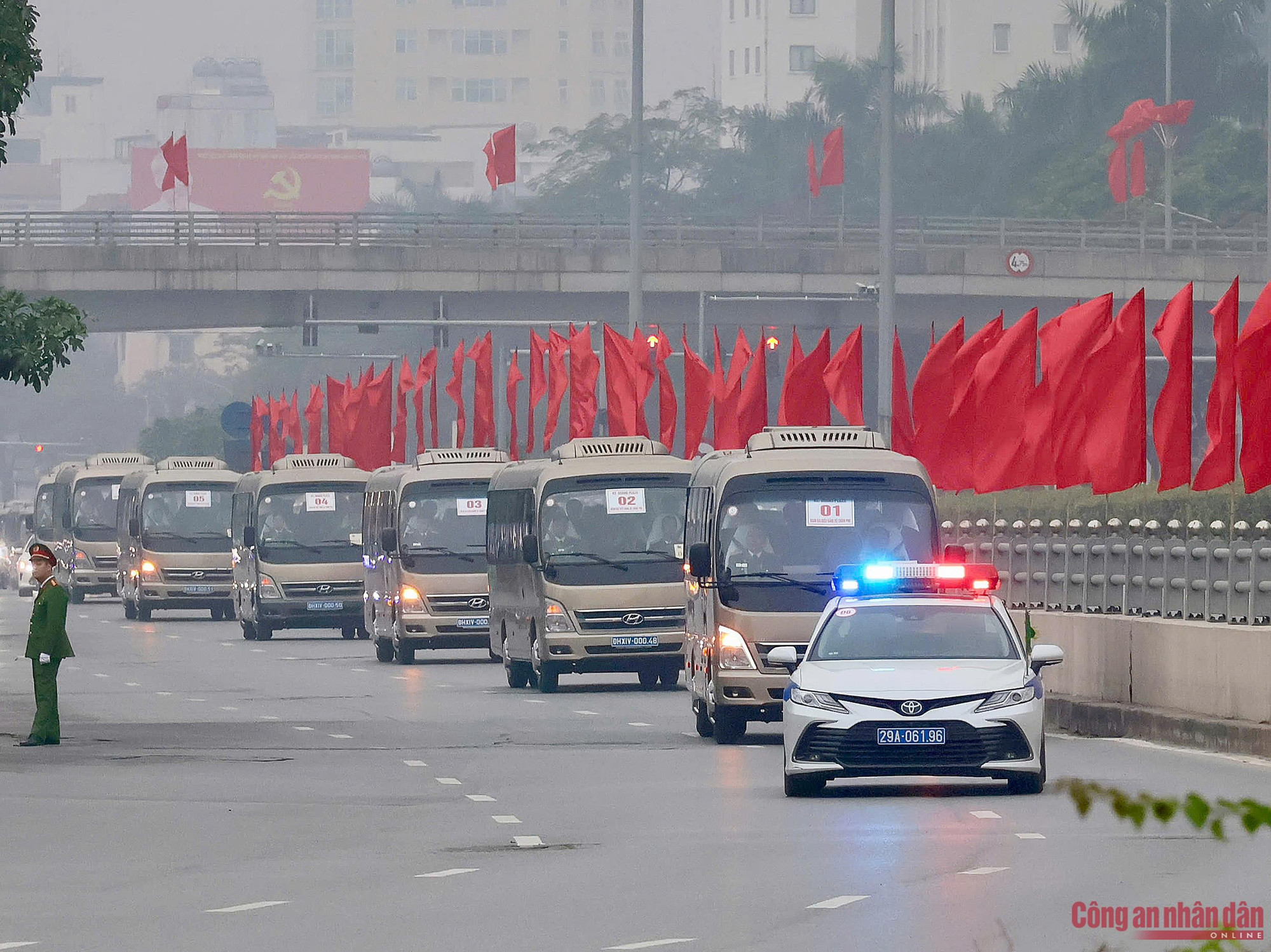 Công an Thủ đô đảm bảo an ninh, an toàn trong ngày đầu Đại hội lần thứ XIV -0