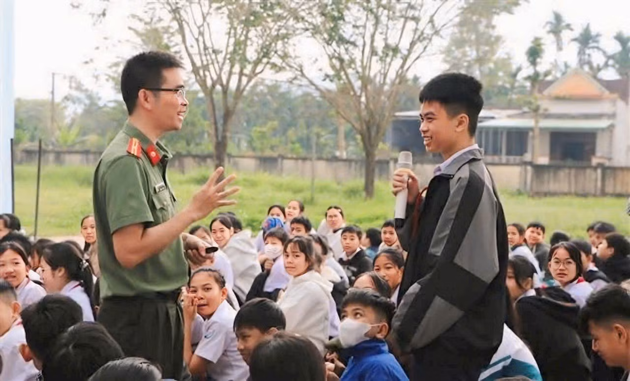 tuyen-truyen-3633.jpg