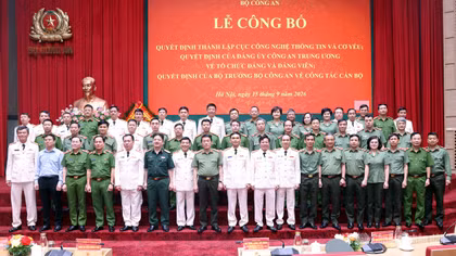 Công bố quyết định hợp nhất Cục Viễn thông, cơ yếu và Cục Công nghệ thông tin 