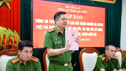 Triệt phá đường dây làm giả giấy tờ và buôn bán dầu kém chất lượng