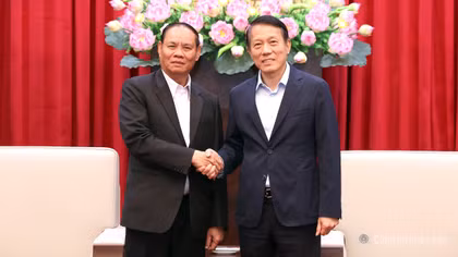 Vun đắp quan hệ hợp tác đặc biệt giữa Bộ Công an hai nước Việt Nam - Lào