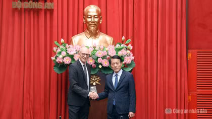 Cụ thể hóa hợp tác đào tạo, nghiên cứu công nghệ an ninh với Đại học Concordia