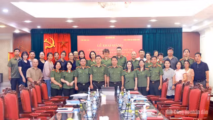 Khai giảng Lớp bồi dưỡng kỹ năng số cho cán bộ, phóng viên Báo CAND