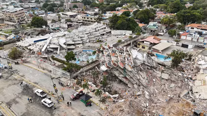 Tình người giữa tâm chấn Venezuela 