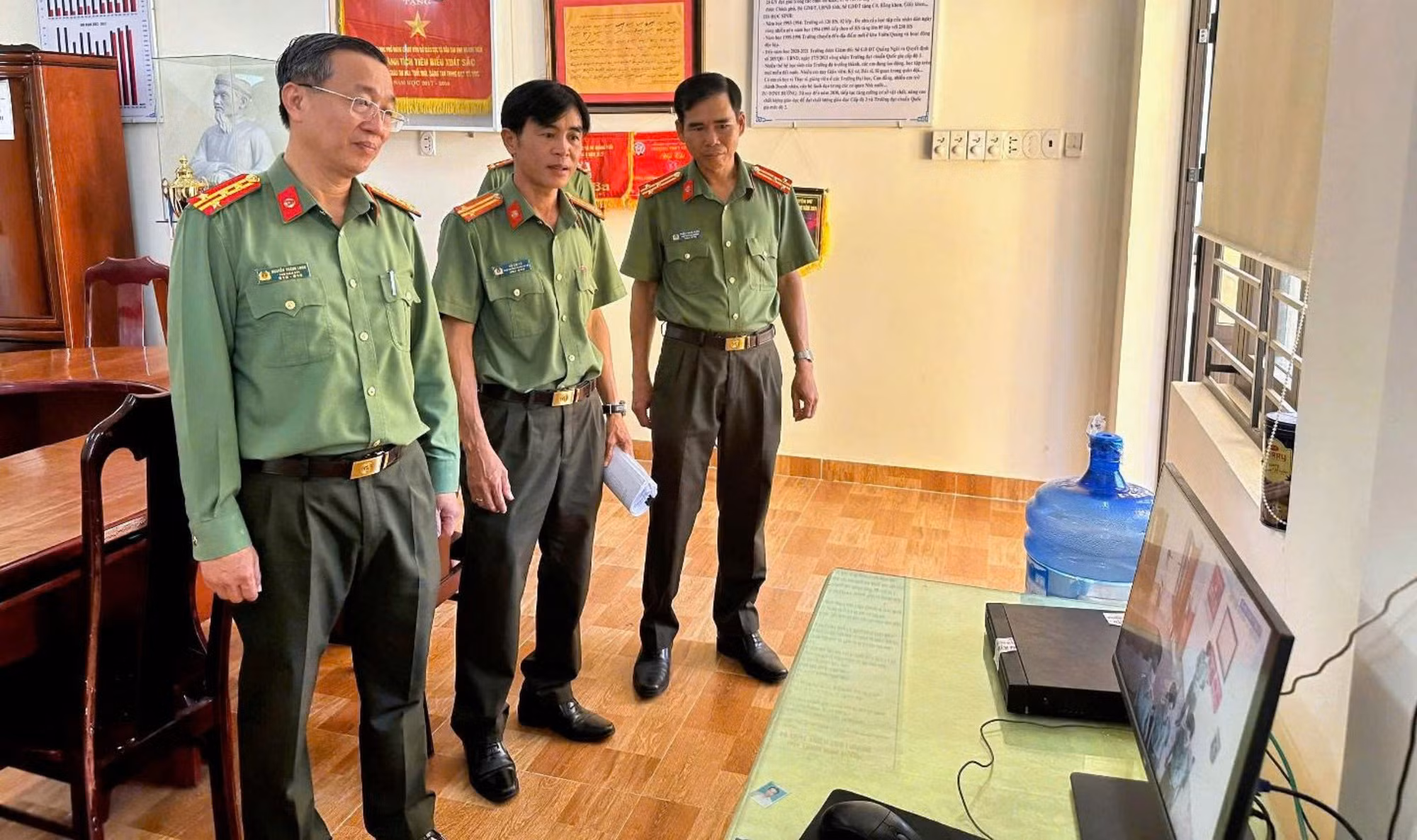 an-ninh-noi-bo-qng-c.jpg