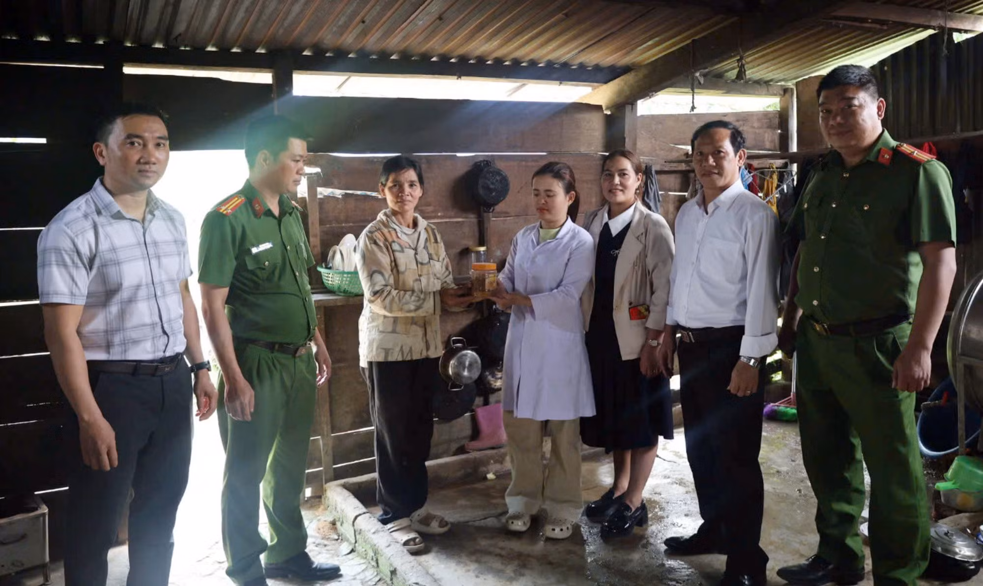 ba-nhat-phuoc-nang-1.jpg