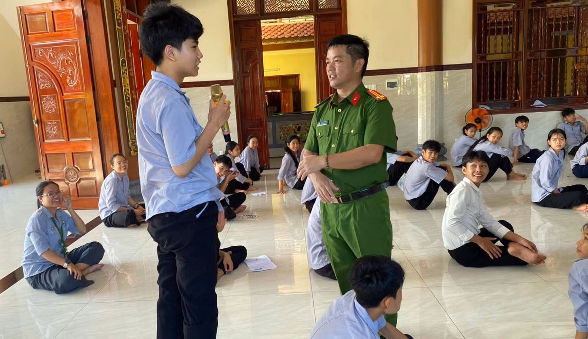 ca-thang-truong-ba-nhat-c.jpg