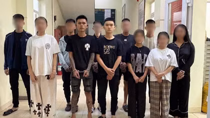 Khởi tố vụ án gây rối trật tự công cộng xảy ra tại "Quán nhỏ"