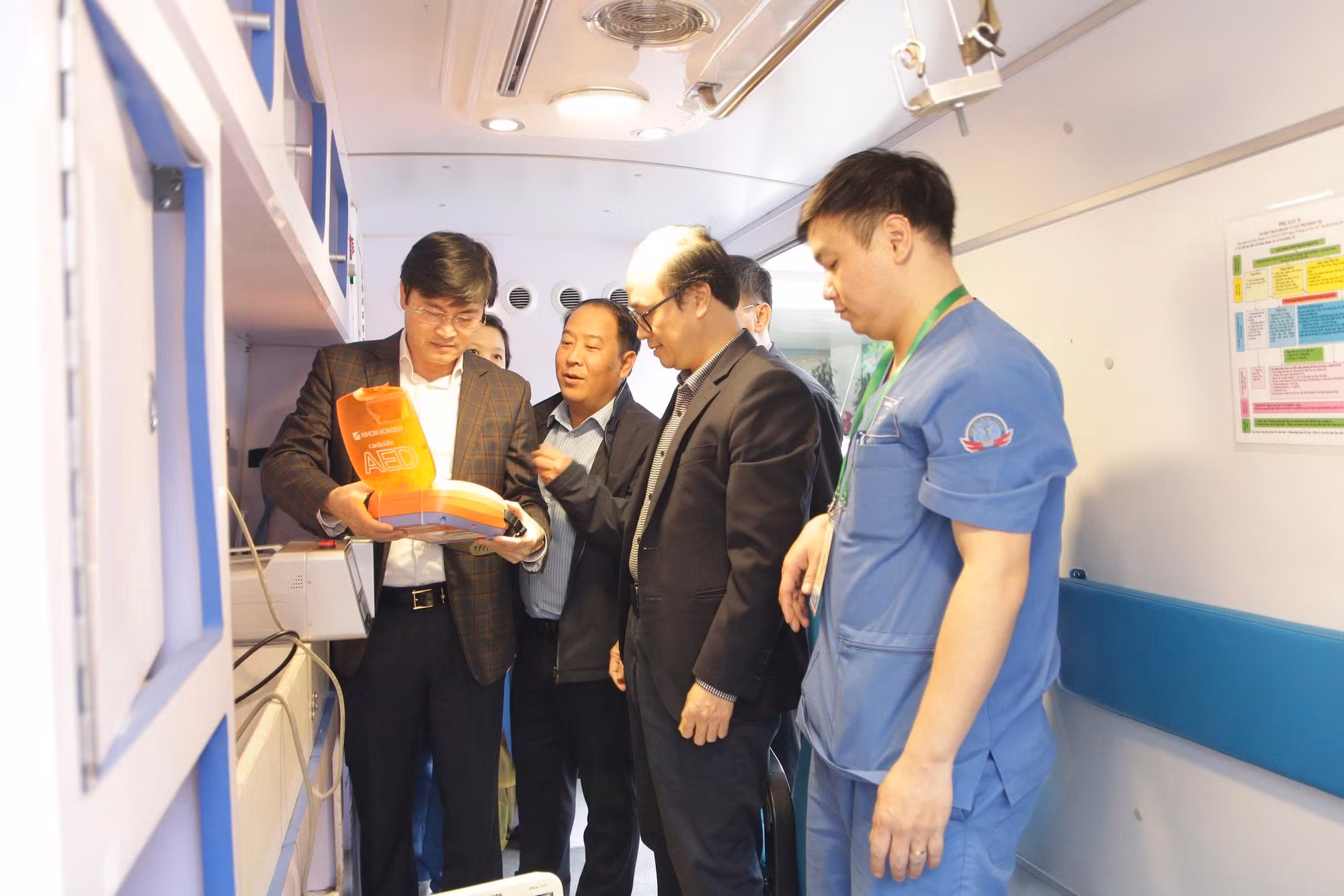 Hà Nội ra quân đảm bảo y tế phục vụ Đại hội lần thứ XIV của Đảng -0