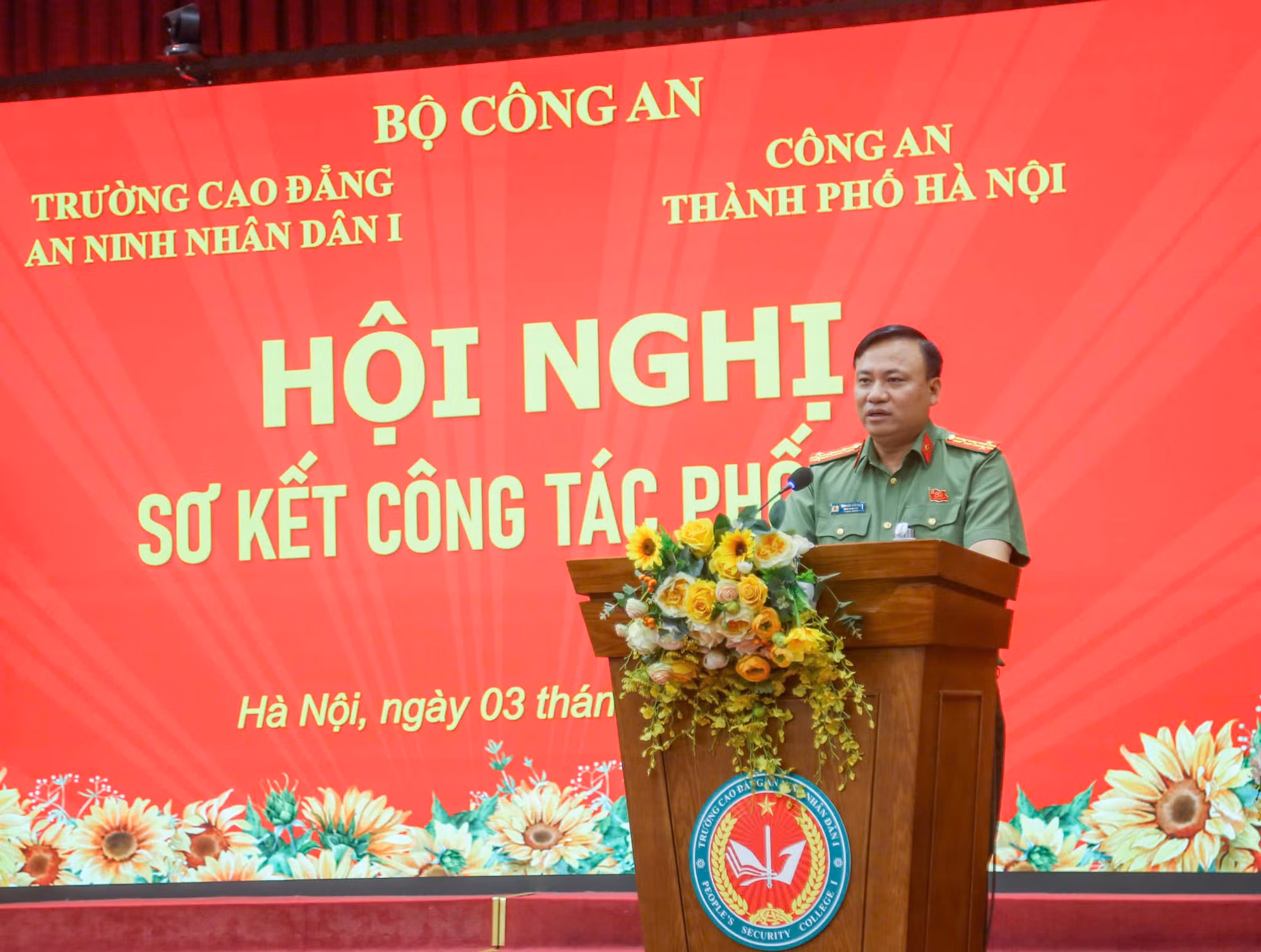 cong-an-ha-noi.jpg