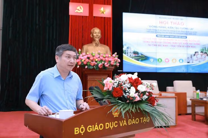 vinh.jpg