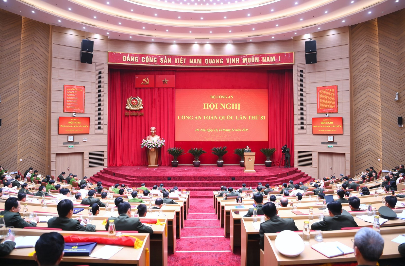 Bế mạc Hội nghị Công an toàn quốc lần thứ 81