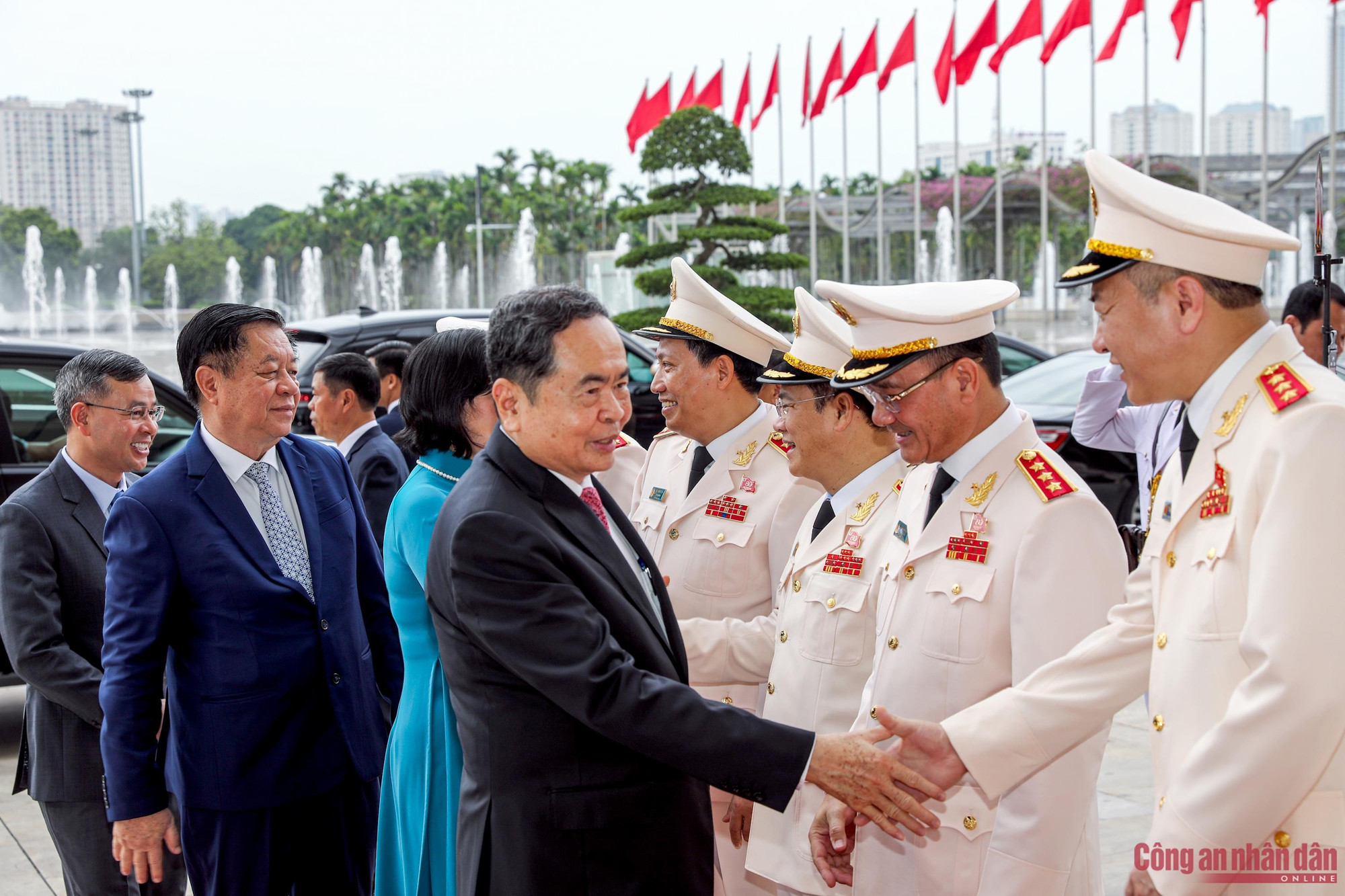 Chủ tịch Quốc hội Trần Thanh Mẫn tới dự Lễ kỷ niệm.