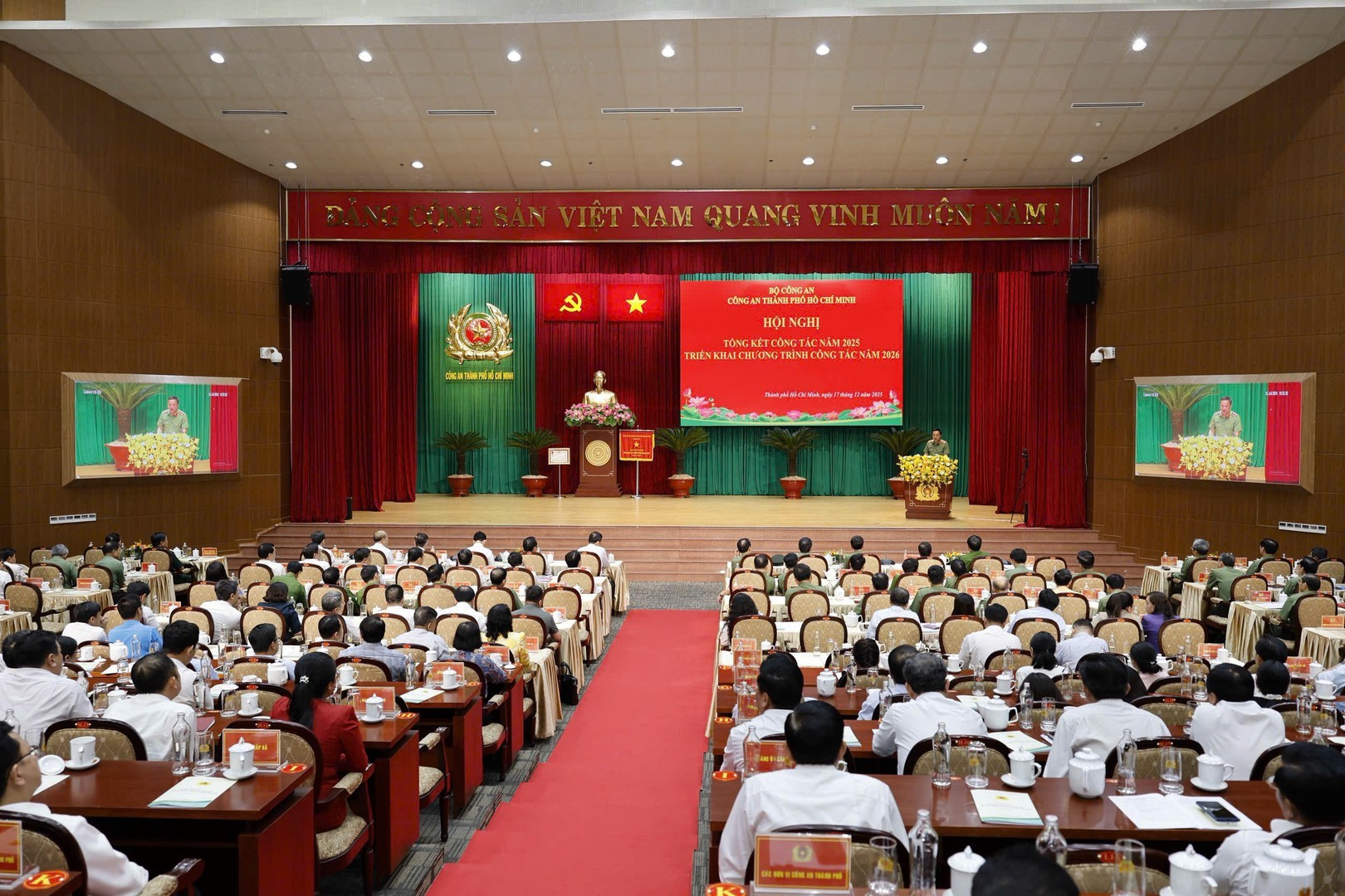 Quang cảnh Hội nghị
