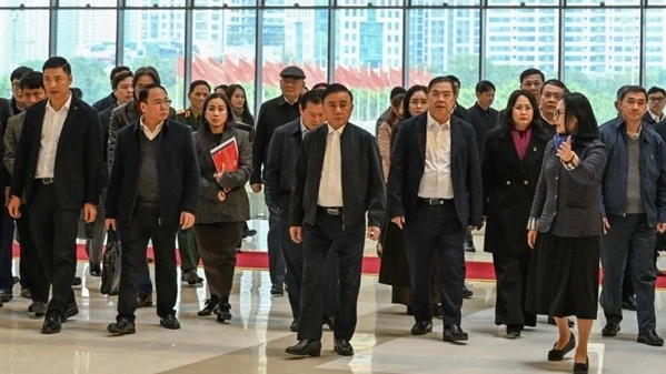 Thường trực Ban Bí thư kiểm tra công tác chuẩn bị Đại hội XIV của Đảng