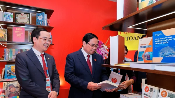 Các đại biểu tham dự ngày làm việc chính thức thứ ba Đại hội XIV của Đảng