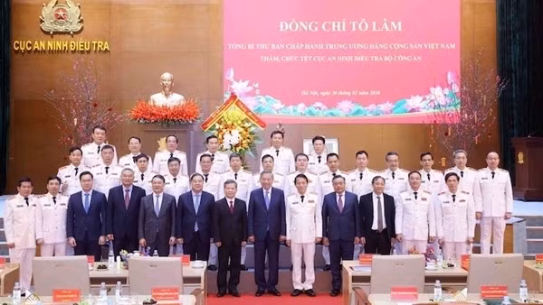 An ninh phải tạo được nền tảng để thực hiện thành công các mục tiêu chiến lược của Đảng