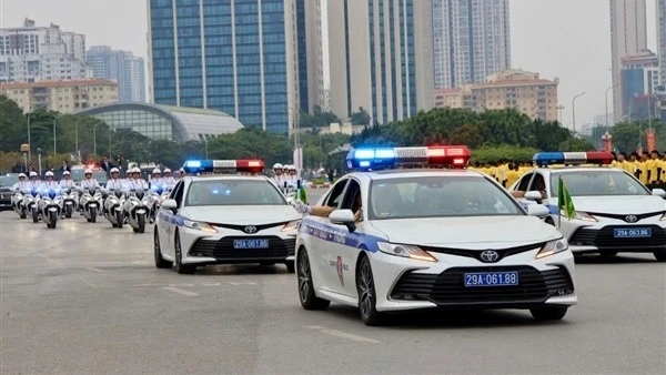 Hà Nội siết chặt giao thông phục vụ sơ duyệt, diễn tập bảo vệ Đại hội XIV