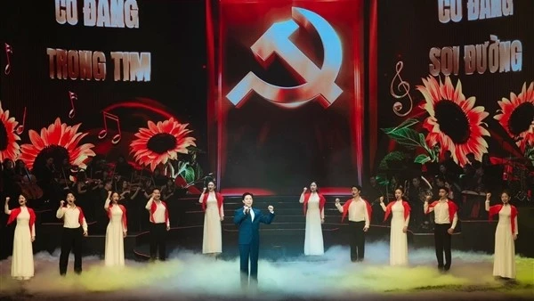 'Thưa Đảng' và câu chuyện nghệ sĩ chọn sống cùng lý tưởng