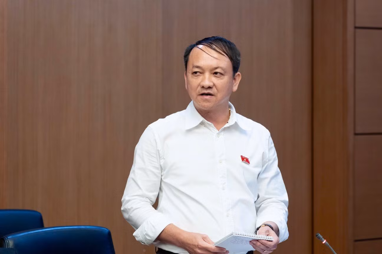 sam-minh-ho.jpg