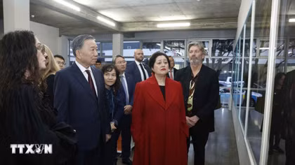 Tổng Bí thư, Chủ tịch nước Tô Lâm và Toàn quyền New Zealand thăm Triển lãm ảnh của nghệ sỹ Fiona Pardington