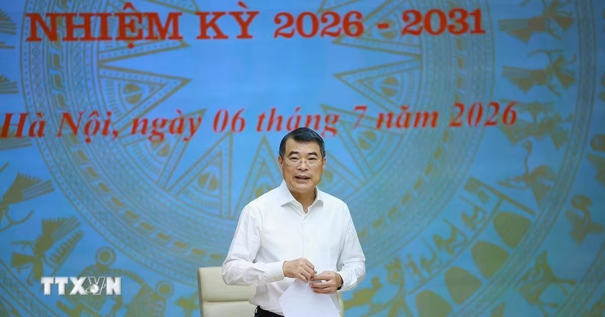 thu-tuong-chu-tri-phien-hop-lan-thu-hai-cua-hoi-dong-thi-dua-khen-thuong-trung-uong-0607-1.jpg