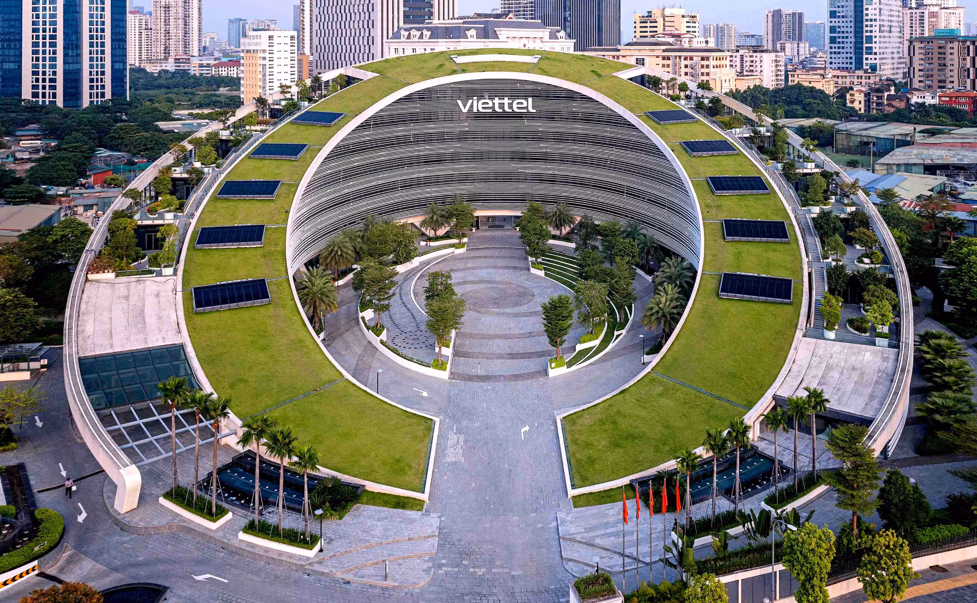 Tòa nhà trụ sở Tập đoàn Viettel được Viettel Asset thi công đạt giải Vàng Giải thưởng Kiến trúc Quốc Gia 2022 - 2023 do Hội Kiến trúc sư Việt Nam công bố.