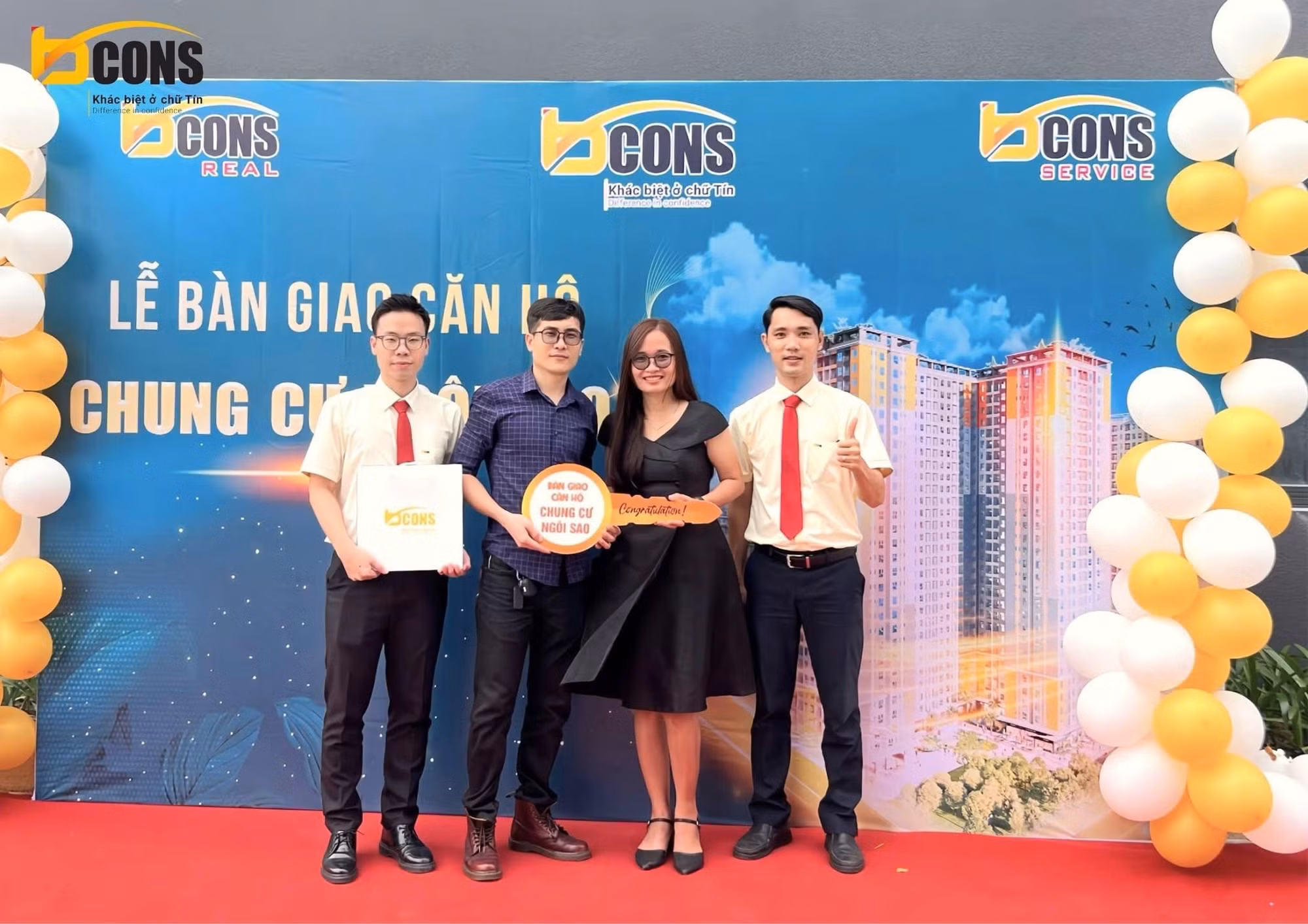 Bcons bàn giao giấy chứng nhận quyền sở hữu căn hộ, hoàn thiện quyền lợi pháp lý cho khách hàng.