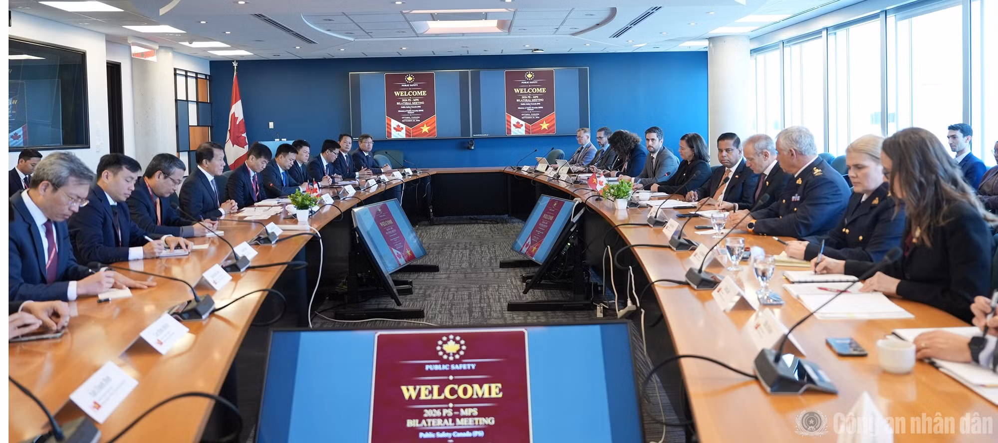 Quang cảnh hội đàm giữa hai Bộ.